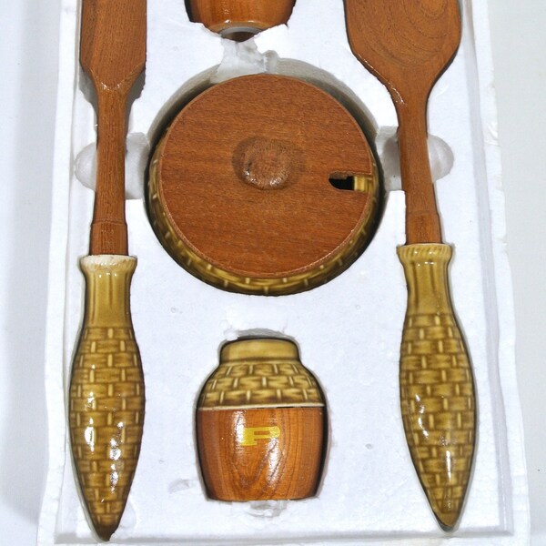 Rattan Salt and Pepper Shaker Etsy