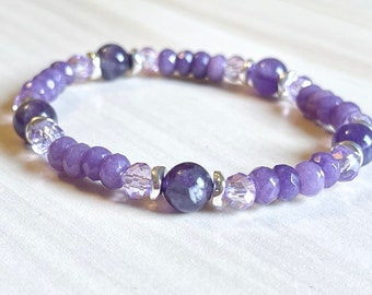 Genuine Amethyst Bead Bracelet (On Stretch) 8mm AAA 7 1/4" inch