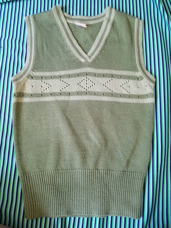 Sage green knit vest Clearance