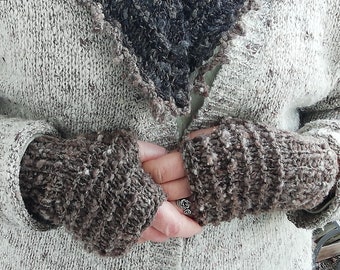 Hand-knitted mittens | fingerless gloves | organic wool