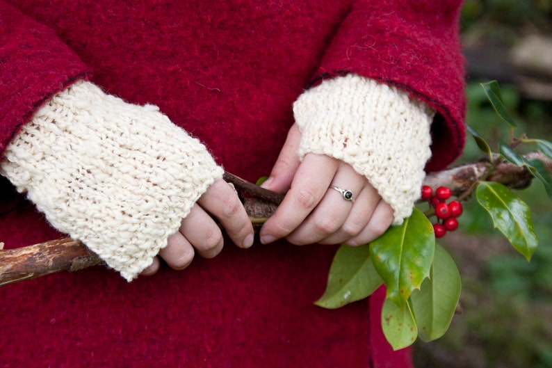 Hand-knitted mittens fingerless gloves organic wool image 8