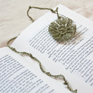 Flower bookmark | linen | crochet | romantic