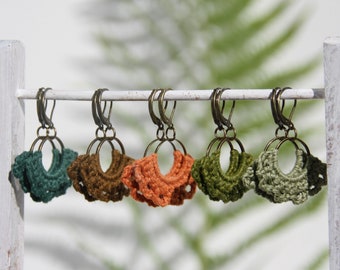 Half-moon Earrings | crocheted | ocher linen