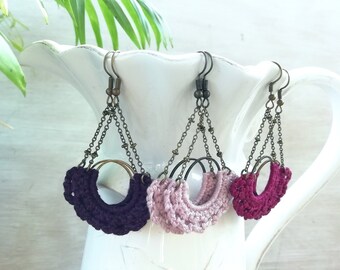 Half-moon Earrings | crocheted | purple linen
