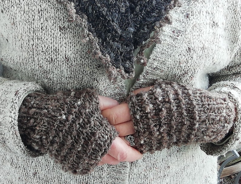 Hand-knitted mittens fingerless gloves organic wool 1