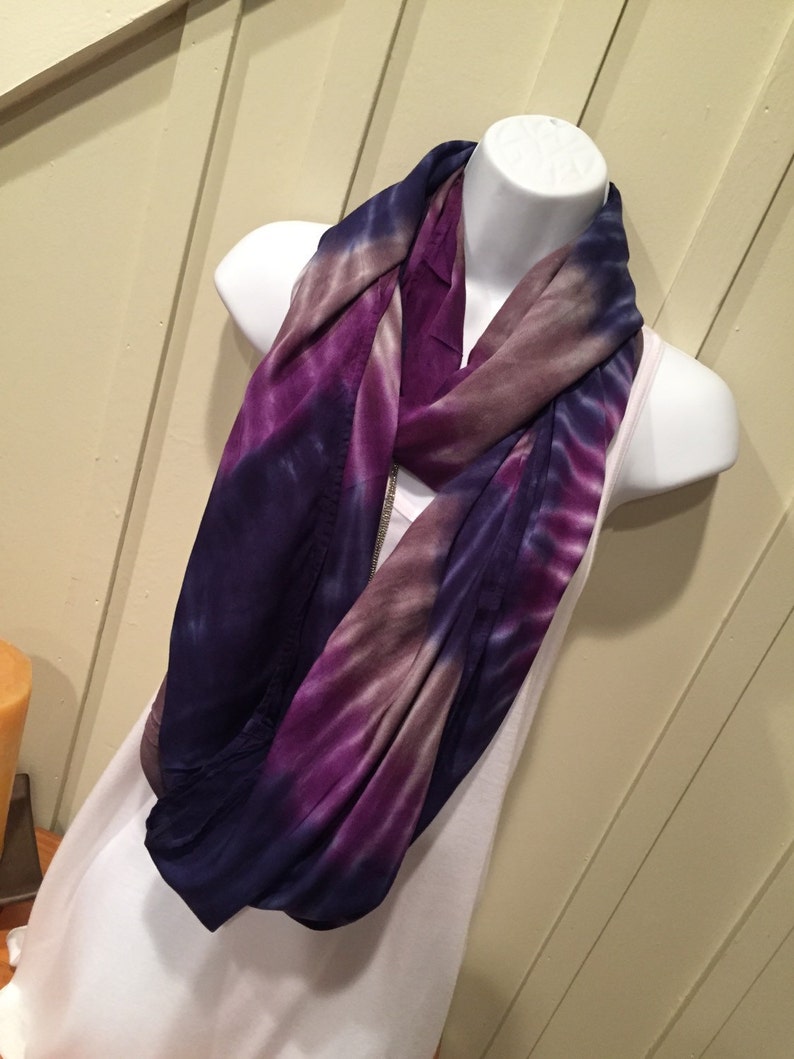 Tie dye infinity scarf, infinity scarf for women, last minute gift woman, hand dyed infinity scarf 
