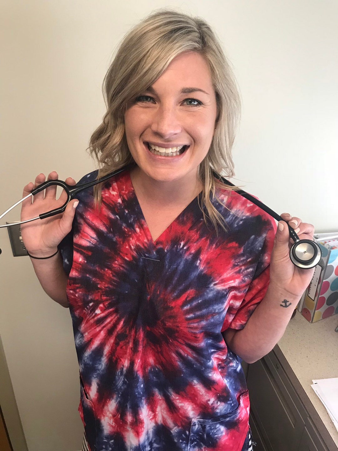 Nurse's Scrub Top, Tie Dye Scrub, Tye Dye Scrub, Nurse Gift, Nurse