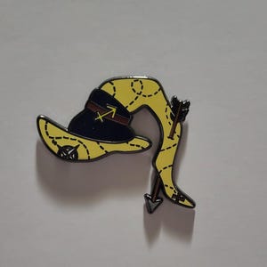 Pin de esmalte duro con sombrero de bruja del signo del zodíaco Sagitario