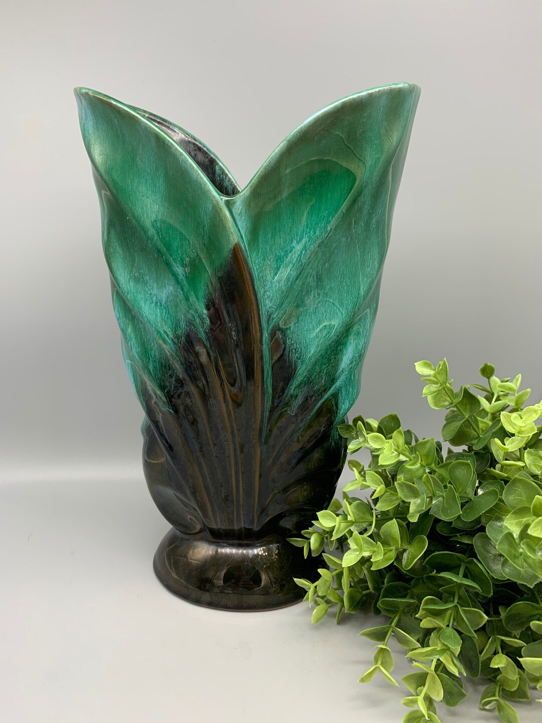 Blue Mountain Pottery Tulip Vase Canadian Made Vintage Etsy