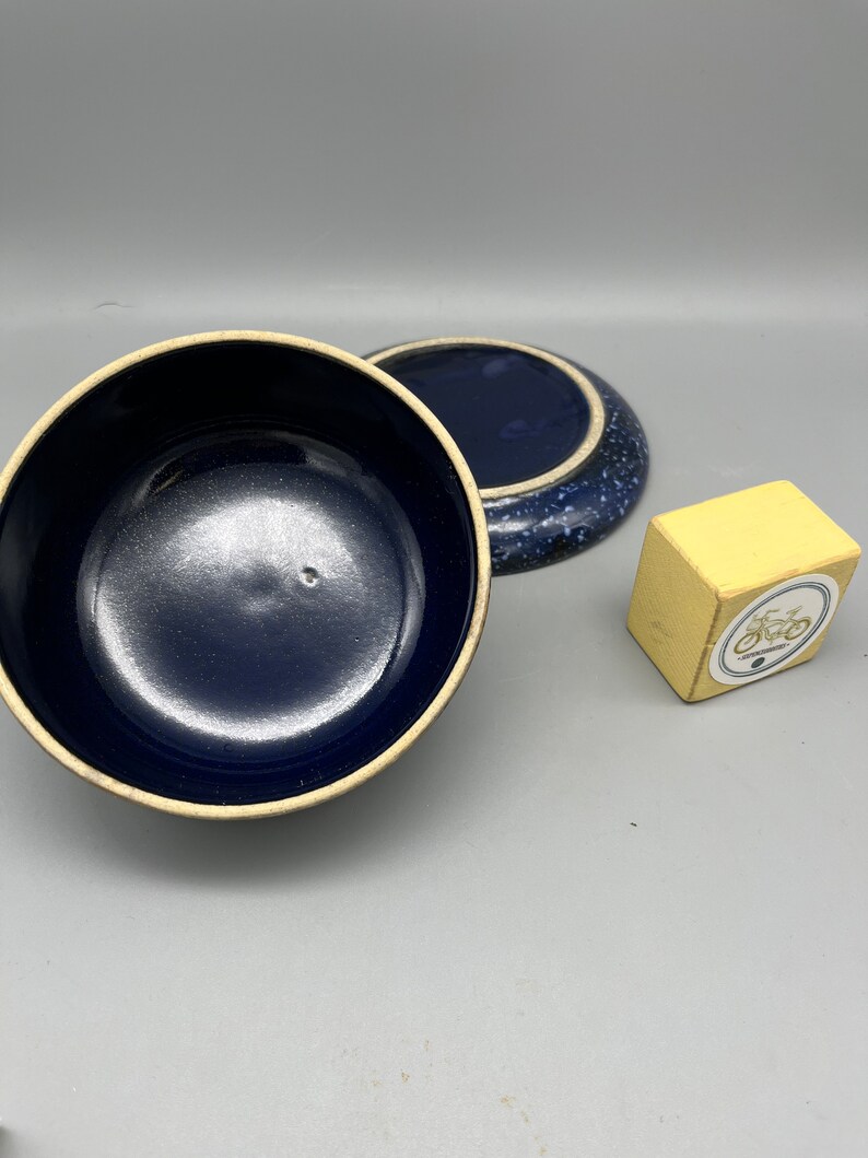 Otagiri Blue Spackle Round Butter Dish, Cheese Plate, Blue and White