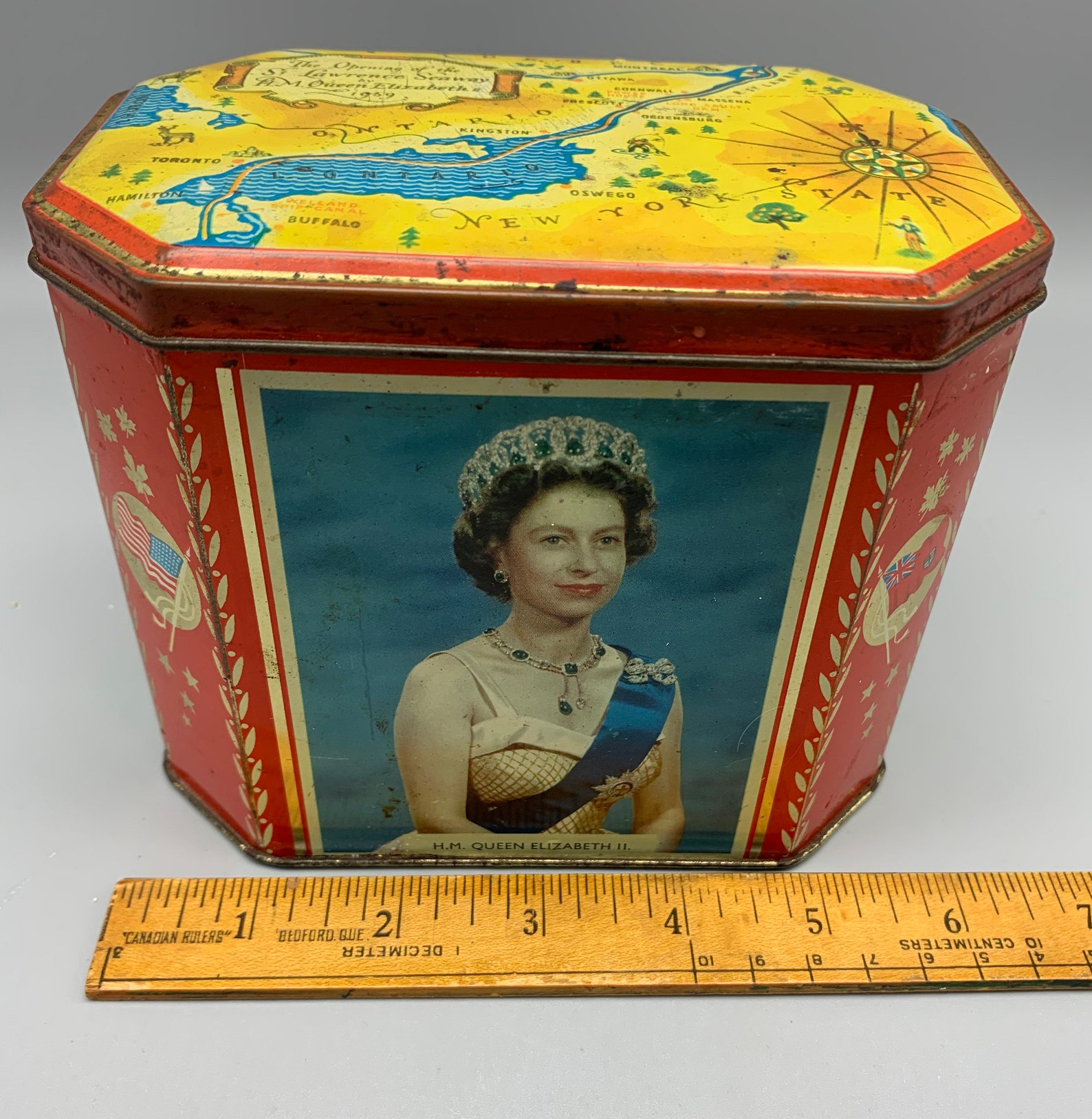 Queen Elizabeth Cookie Tin 1959 Gray Dunn Biscuit opening Etsy