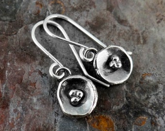 Recycled Silver Short Stemmed Poppy Earrings || sterling silver flower earrings (6948)