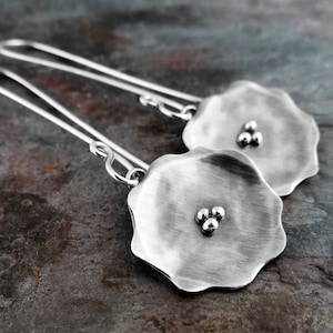 Poppy Earrings || sterling silver flower earrings (6794)