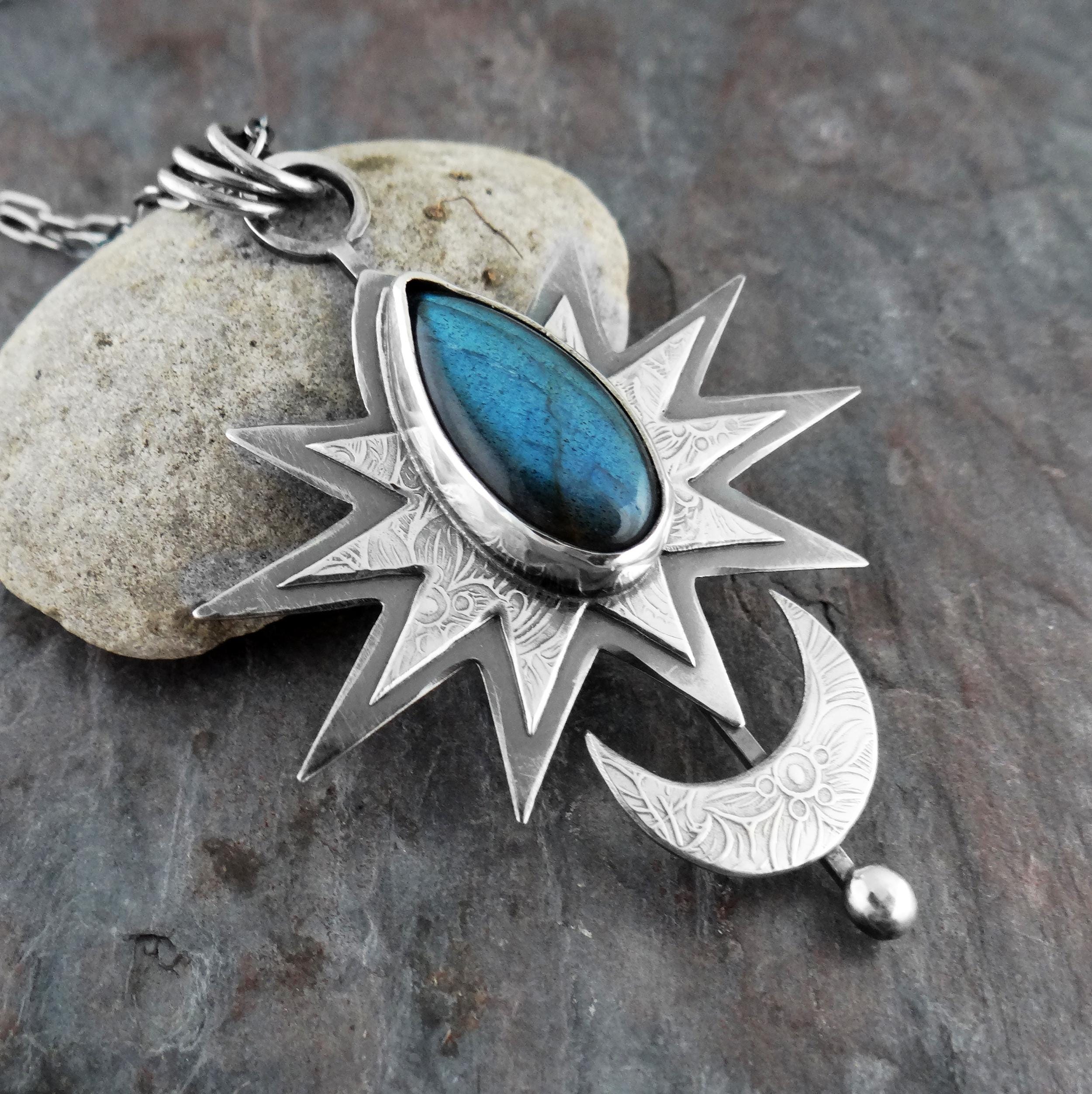 Dark Star Pendant Necklace || metalsmith sterling silver with labradorite (7094)