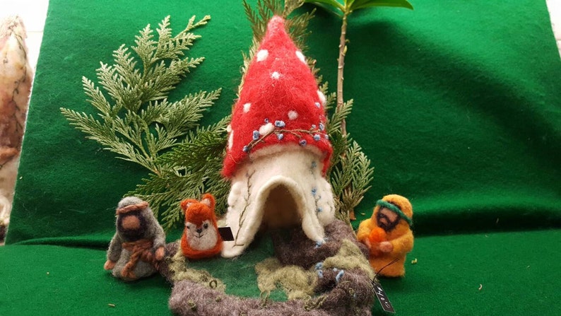 Needle Felted Mushroom Home and Playscape, Felt playscape for Pokemon, Lego, felted gnomes and foxes, squirrels and fantasy creations. image 4