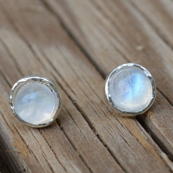 moonstone earrings,moonstone stud earrings,sterling silver earrings,stud earring stone,moonstone studs,gemstone earrings,moonstone jewelry