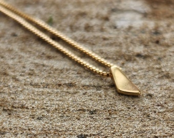 Tiny Gold Necklace,Dainty Nugget Necklace, Small Charm Necklace, Simple necklace, Tiny Pendant Necklace