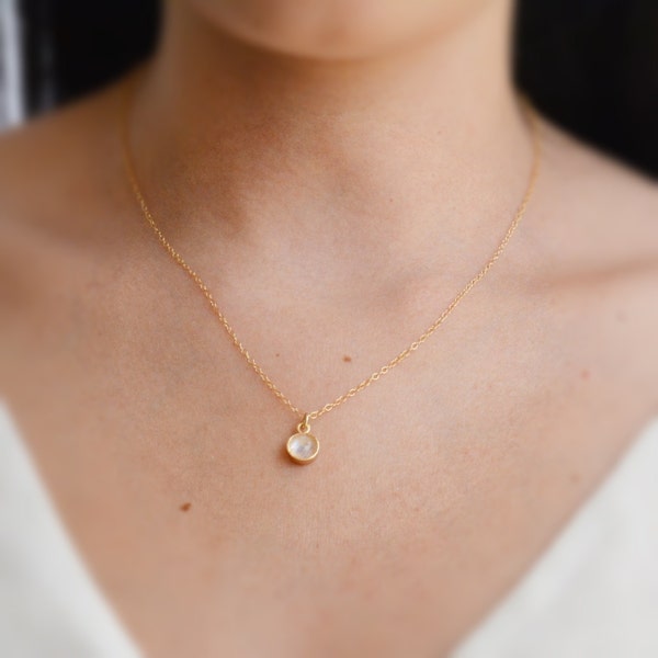 Moonstone necklace,gemstone necklace,delicate necklace,June birthstone necklace,moonstone necklace gold,moonstone jewelry