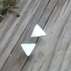 Triangle earrings,sterling silver earrings,geometric earrings,triangle studs,minimalist earrings,sterling silver studs,dainty earrings