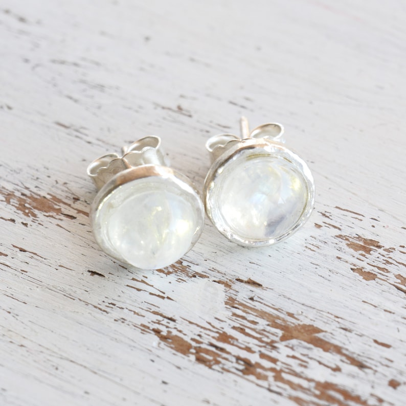 moonstone earrings,moonstone stud earrings,sterling silver earrings,stud earring stone,moonstone studs,gemstone earrings,moonstone jewelry zdjęcie 6