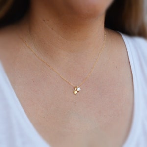 Gold Halskette, zierliche Halskette, einzigartige Halskette, Zirkonia Halskette, zarte Halskette, Geschenk für sie