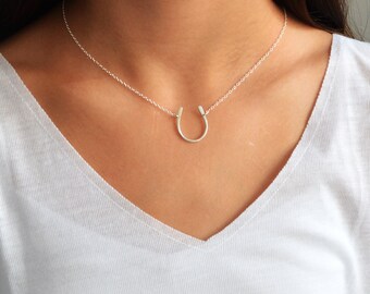 Horseshoe necklace,silver horseshoe ,Sterling Silver necklace,horseshoe charm,luck necklace,dainty necklace