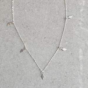 Sterling Silver Leaf necklace,dainty necklace,Nature Necklace, Silver leaf charm, minimalist necklace,s tatement necklace