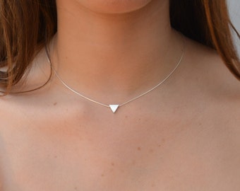 Driehoek ketting, zilveren driehoek, geometrische ketting, zilveren ketting, sterling zilver, cadeau voor haar, delicate ketting, driehoek sieraden -21032