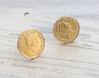 Gold earrings, stud earrings, coin earrings, classic earrings, gold filled stud earrings, gold coin, everyday earrings ,6205