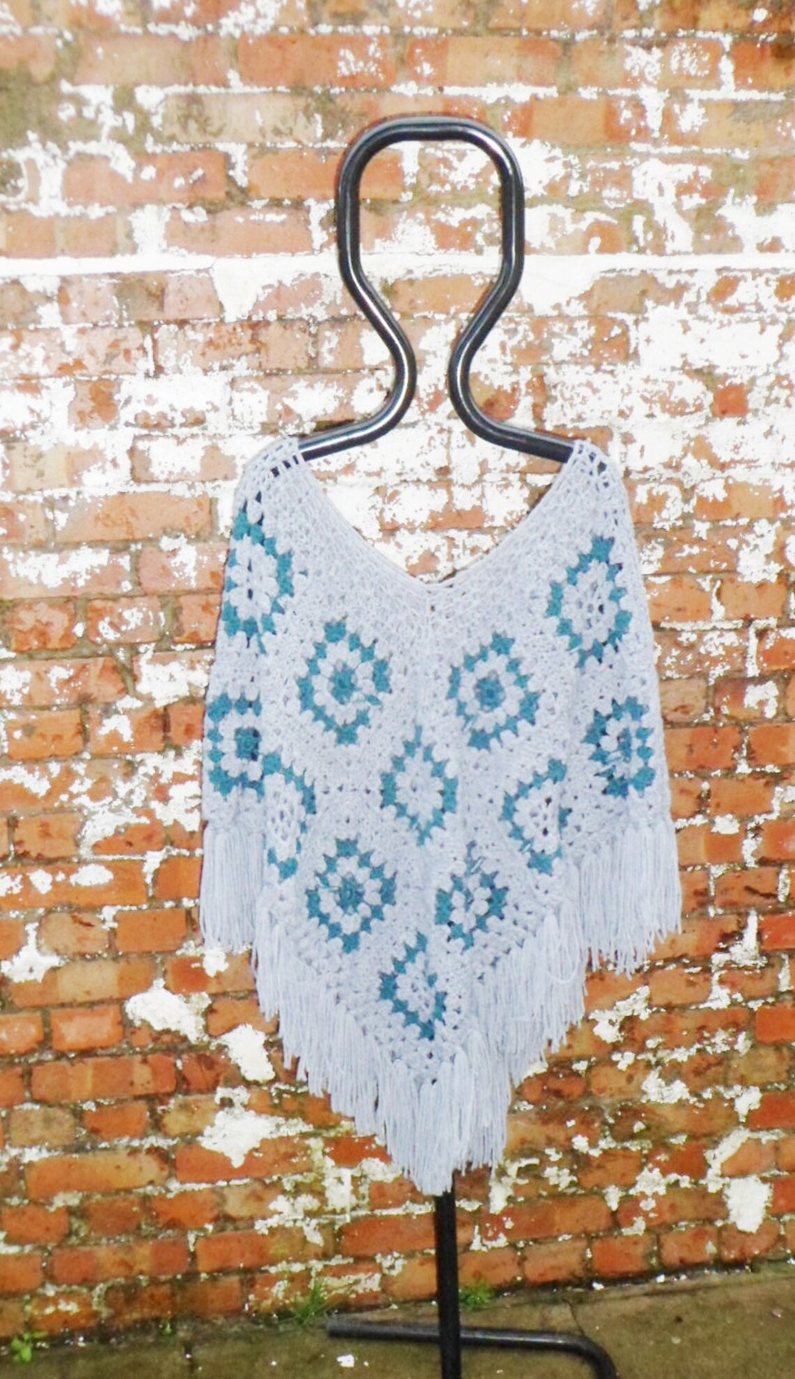 GRANNY SQUARES PONCHO. Etsy
