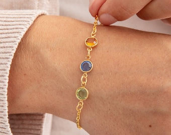 Gouden familiegeboortesteenarmband: gepersonaliseerde Swarovski-kristalsieraden