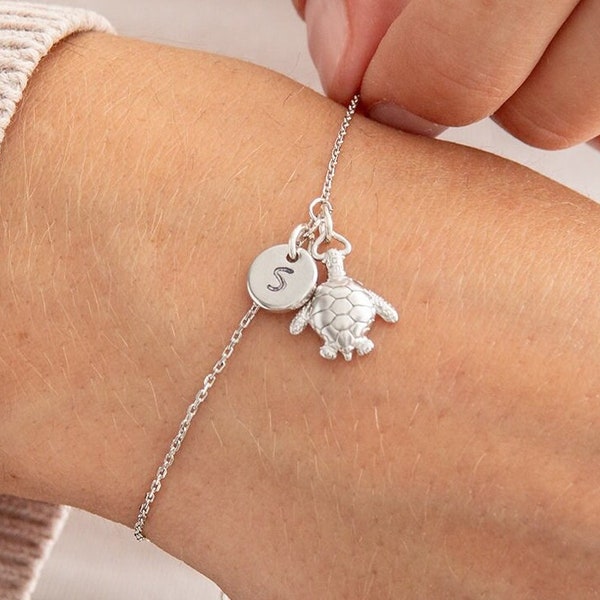 Silver Turtle & Initial Bracelet, Sea Turtle Jewelry, Sea Turtle Bracelet, Turtle Lover Gift, Personalised Gift for Her, Birthday Gift Ideas