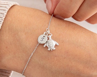 Silver Turtle Bracelet with Initial Charm - Ocean Inspired Jewellery - Personalised Sea Life Gift for Her - Birthday Gift for Ocean Lover