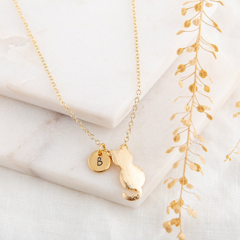 Gold Cat Charm Necklace Minimalist Cat Necklace Birthday Gift Idea for Cat Lovers Cat Jewelry Cat Pendant Necklace Gift for Her No, organza bag