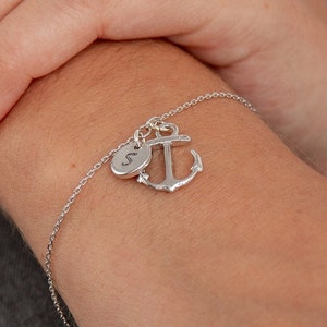 Anchor & Initial Bracelet - Silver Anchor Charm Bracelet - Nautical Jewelry - Personalised Gift for Travel Lovers - Ocean Inspired Jewellery