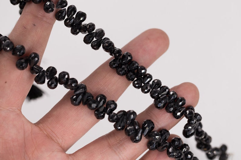 1 Strand Natural Gemstone Black Spinel Faceted Teardrops Beads 5x7-6.5x9mm 19cms full line 134carats Quality jewelry making Bead 03-510
