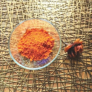Hanuman Ji Ka Chola Premium Sindoor Sindur Polvo Puro Natural para rituales Tilak para oraciones de Pooja Chakra de la Frente Aromático Divino Espiritual