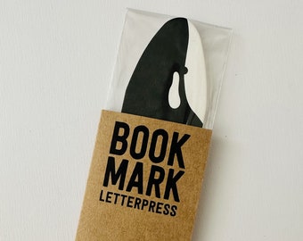 Marcapáginas de orca impreso en tipografía