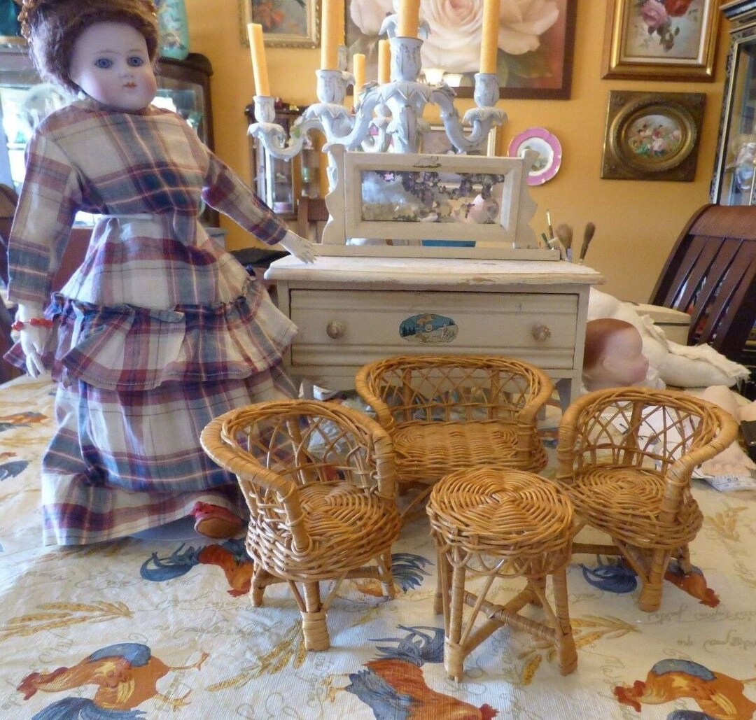 Antique/vintage Wicker Fashion Doll House/doll Furniture Porch/garden