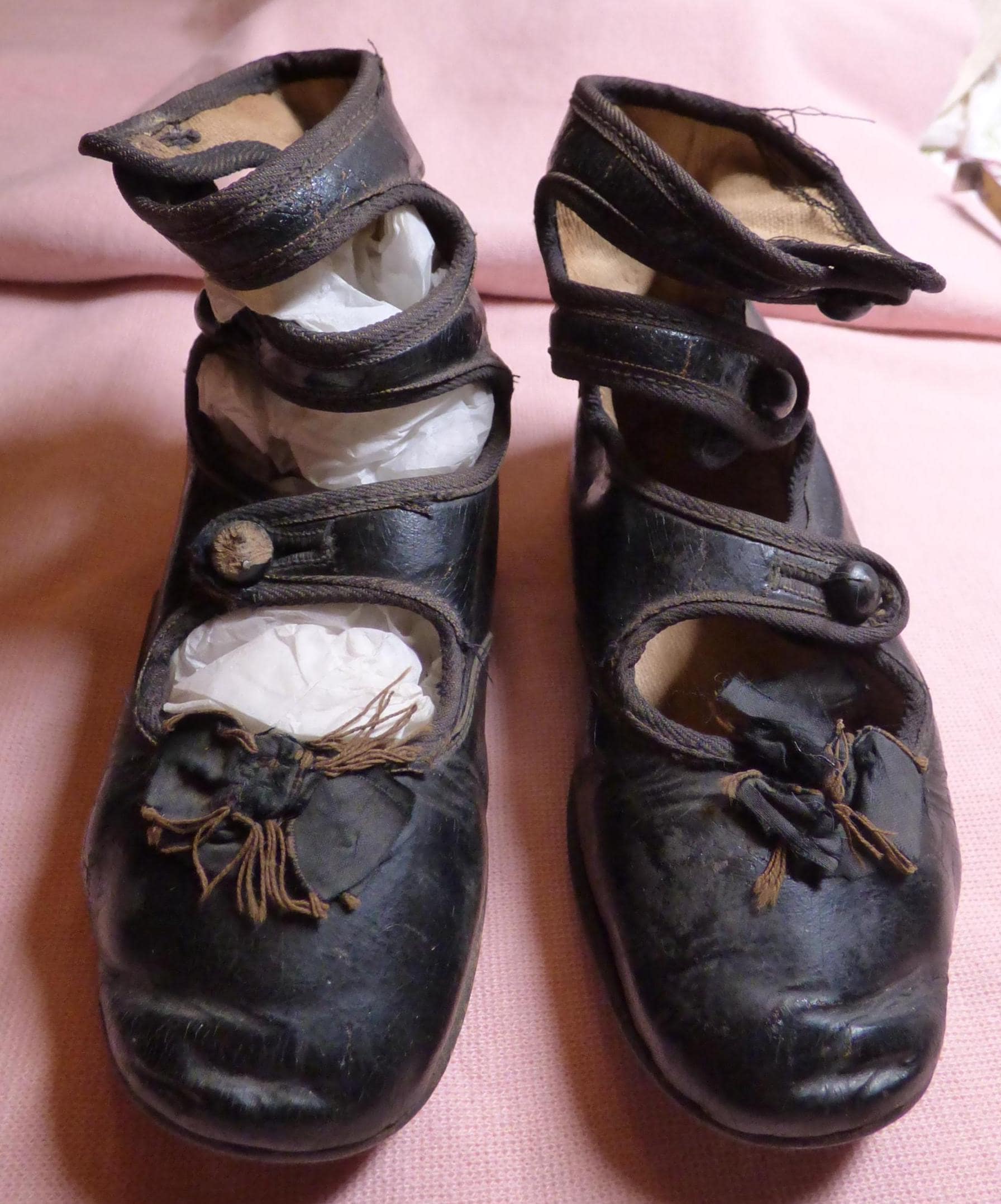Antique Victorian Edwardian Black Childs Button Shoes 3 Strap silk Bows Gorgeous! Possibly for Large Doll