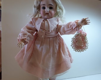 Antique 17&quot; Schutzmeister Quendt German 101 Dep 6 Factory original 1 Owner Cabinet Doll Gorgeous!