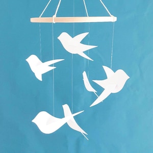 Personalized baby mobile - 6 White paper birds on wooden circle 20x45cm