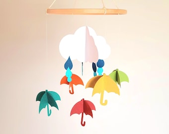 Mobile pour bébé 5 Parapluies colorés et nuage 20x50cm Mobile pour berceau.