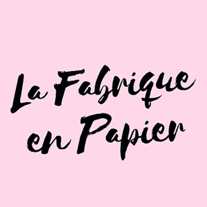 La Fabrique en Papier est un atelier de créations poétiques en papier recyclé, imaginées pour décorer avec tendresse les chambres d’enfants et célébrer les premiers instants de la vie.