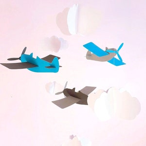 Móvil bebé Aviones y nubes 25x55cm Círculo de madera Papel cartón reciclado eco-responsable Regalo de nacimiento.