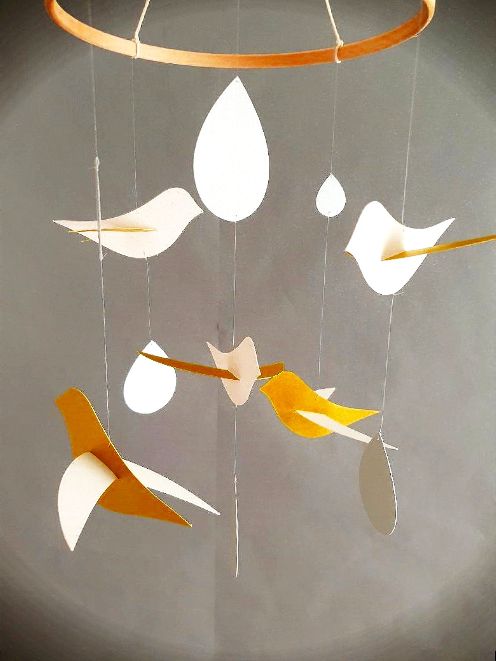 Baby Mobil 5 cremefarbene und goldene Tropfen Silber 20x50cm | Etsy