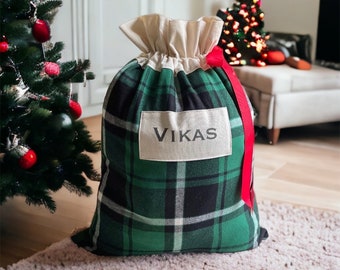XL Keepsake Green-Black Christmas Bag