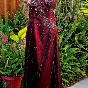 Vintage 80s Long Beaded Dress / Matching Shawl / Burgundy Color / Sleeveless / by Alyce Designs Fits Size Medium US Sz 10 image 4