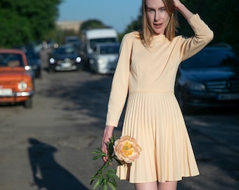 70s mini dress  Mod  pleated skirt  pale peach color Petite Twiggy style  small size