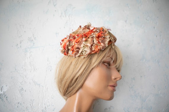 Vintage 50s Pillbox  orange /light brown feather … - image 2